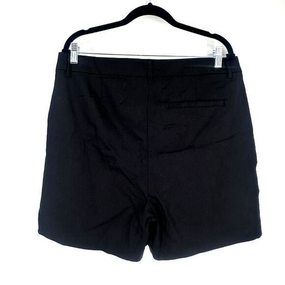 NWT Old Navy Women’s Extra High-Waisted Linen-Blend Taylor Trouser Shorts Size L - Picture 2 of 14